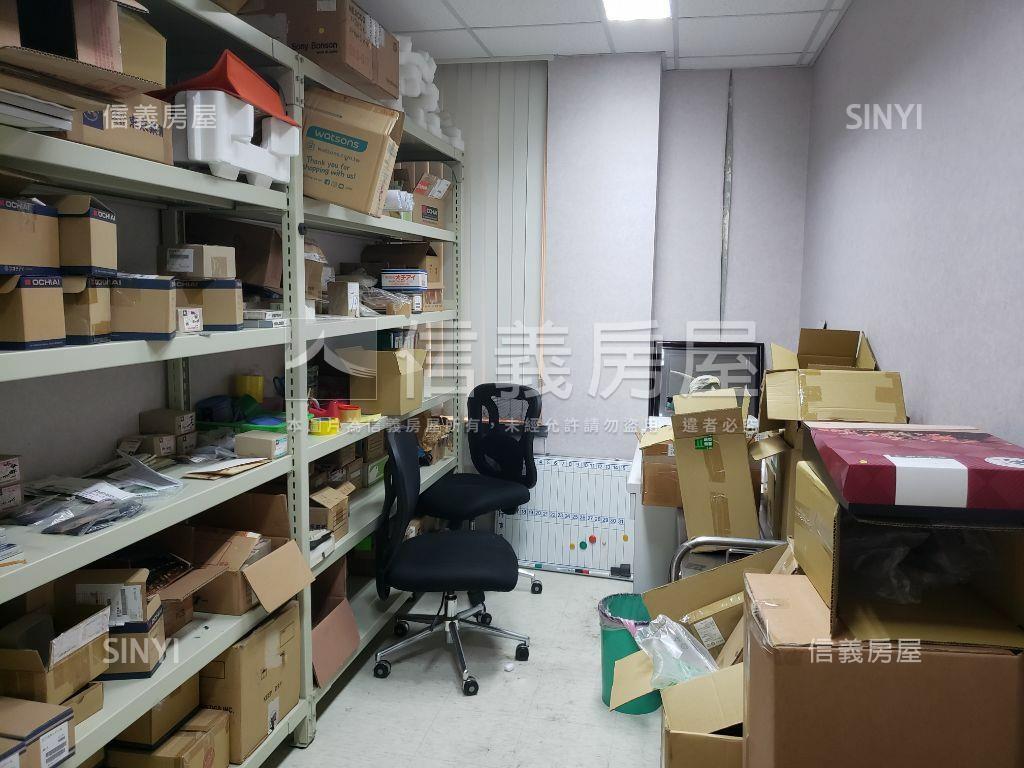 中山北面林蔭辦公房屋室內格局與周邊環境