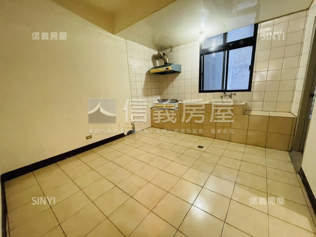 低總價免爬高３樓房屋室內格局與周邊環境