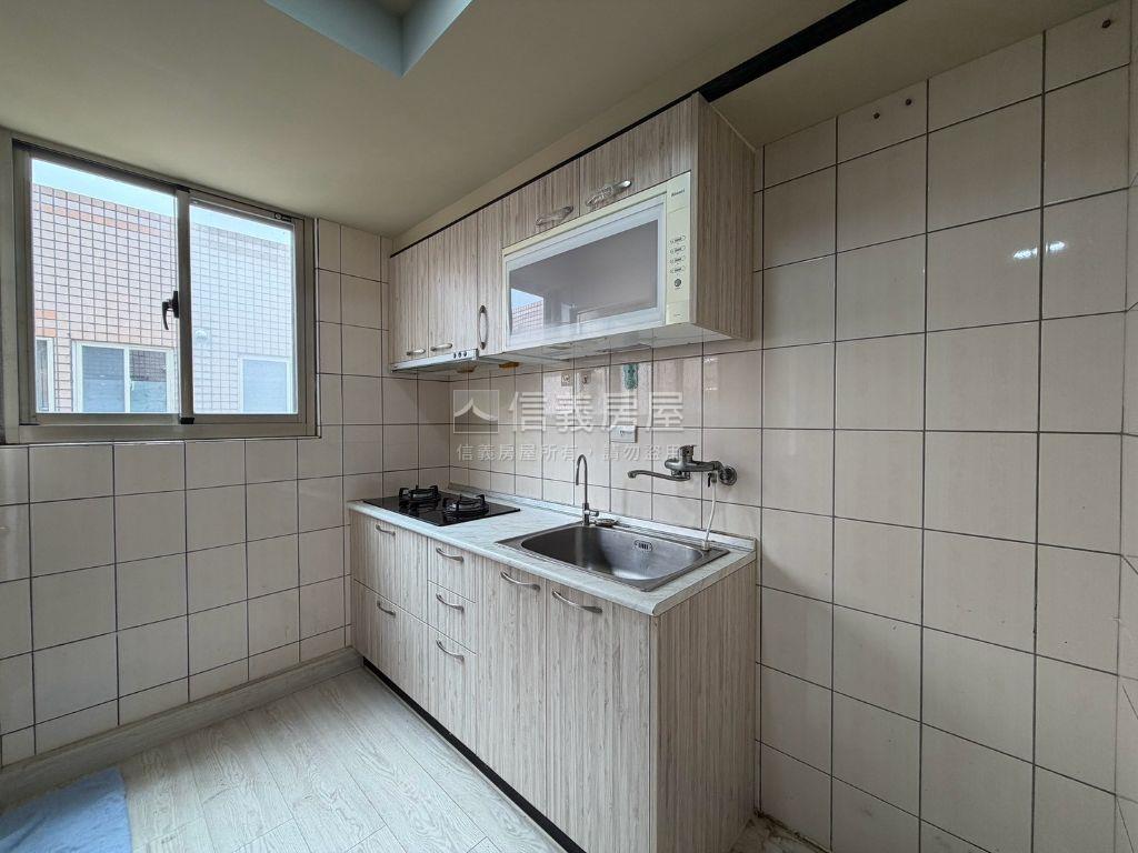 三芝薪水居易美屋房屋室內格局與周邊環境