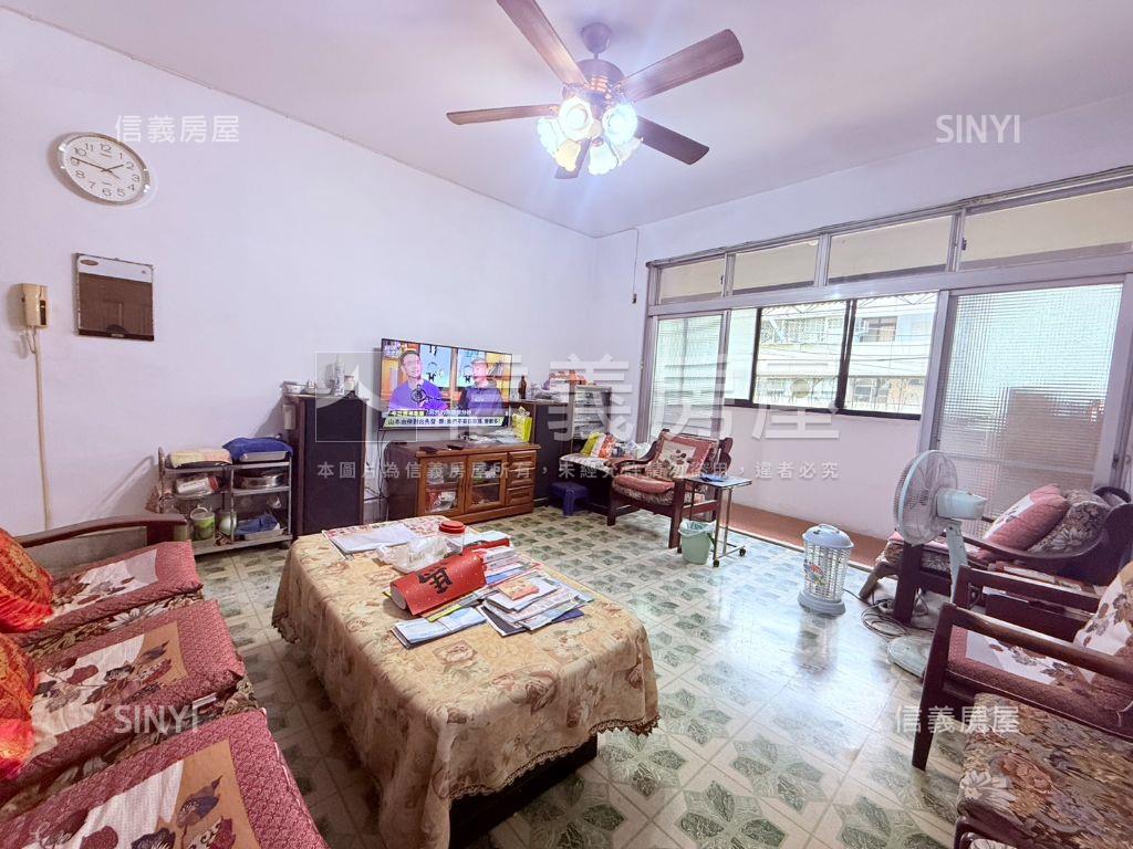 低於行情！稀有二樓美公寓房屋室內格局與周邊環境