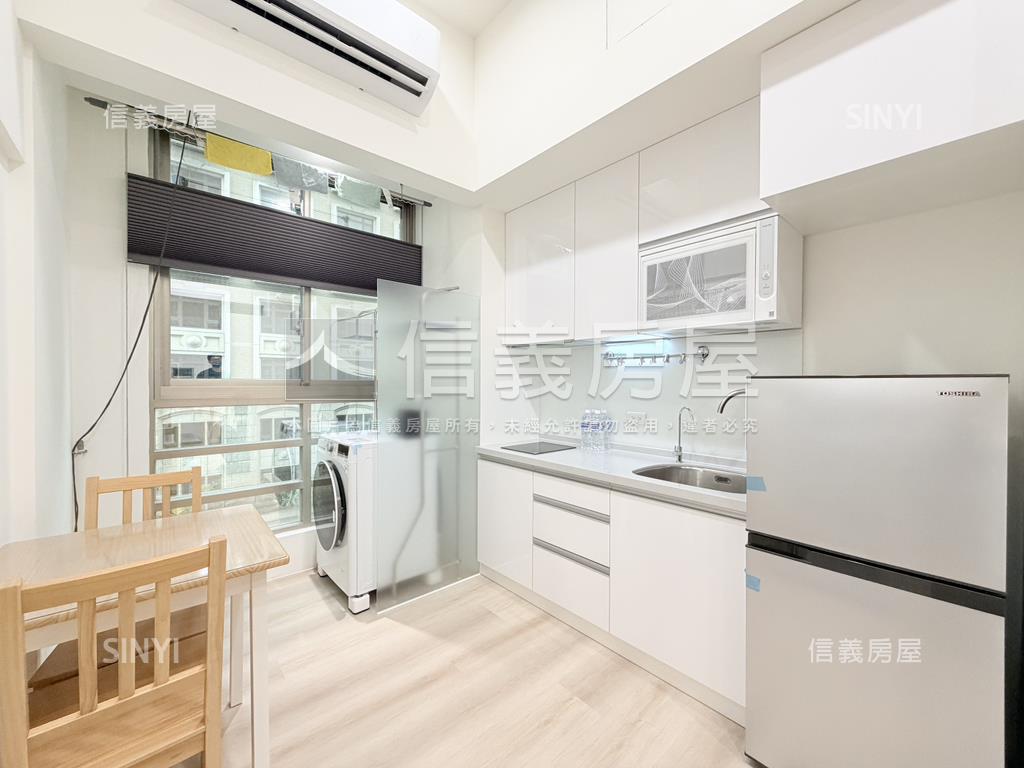 南京復興全新裝潢小豪邸房屋室內格局與周邊環境