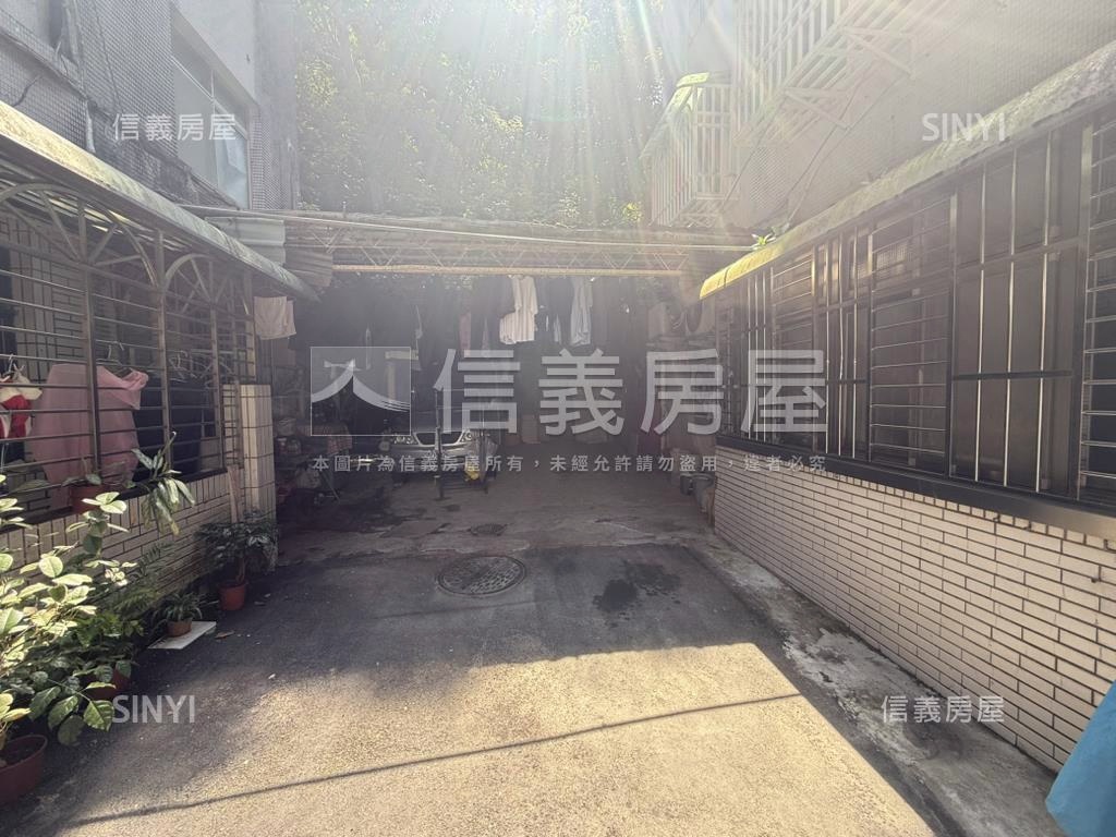 鳥語花香風和日麗免爬高房屋室內格局與周邊環境