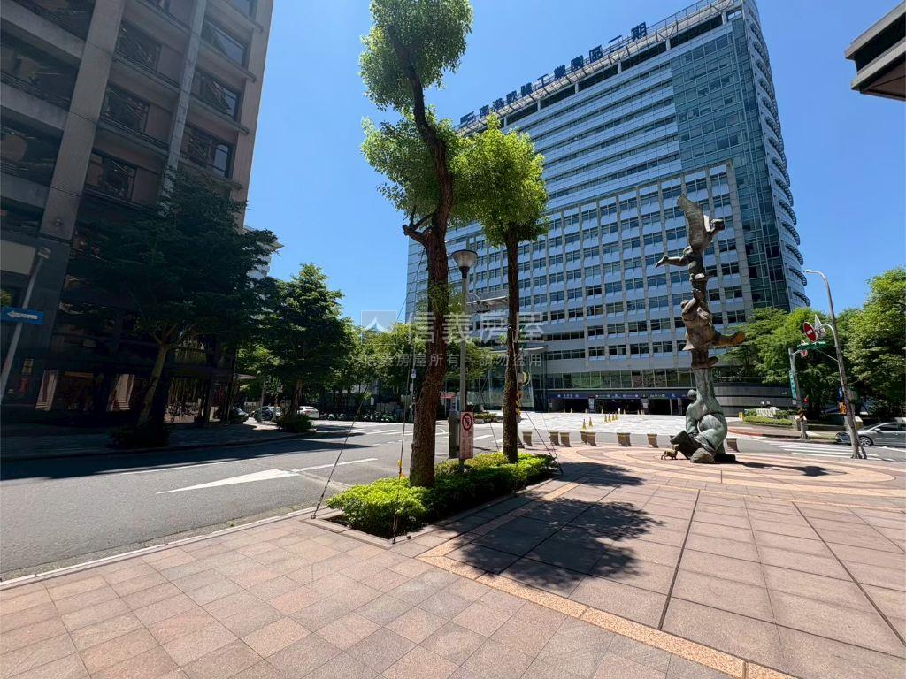 元利指標４房豪邸房屋室內格局與周邊環境