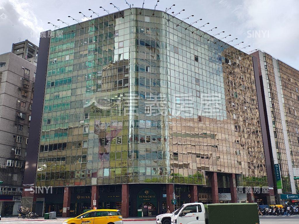 信義景綸通商房屋室內格局與周邊環境