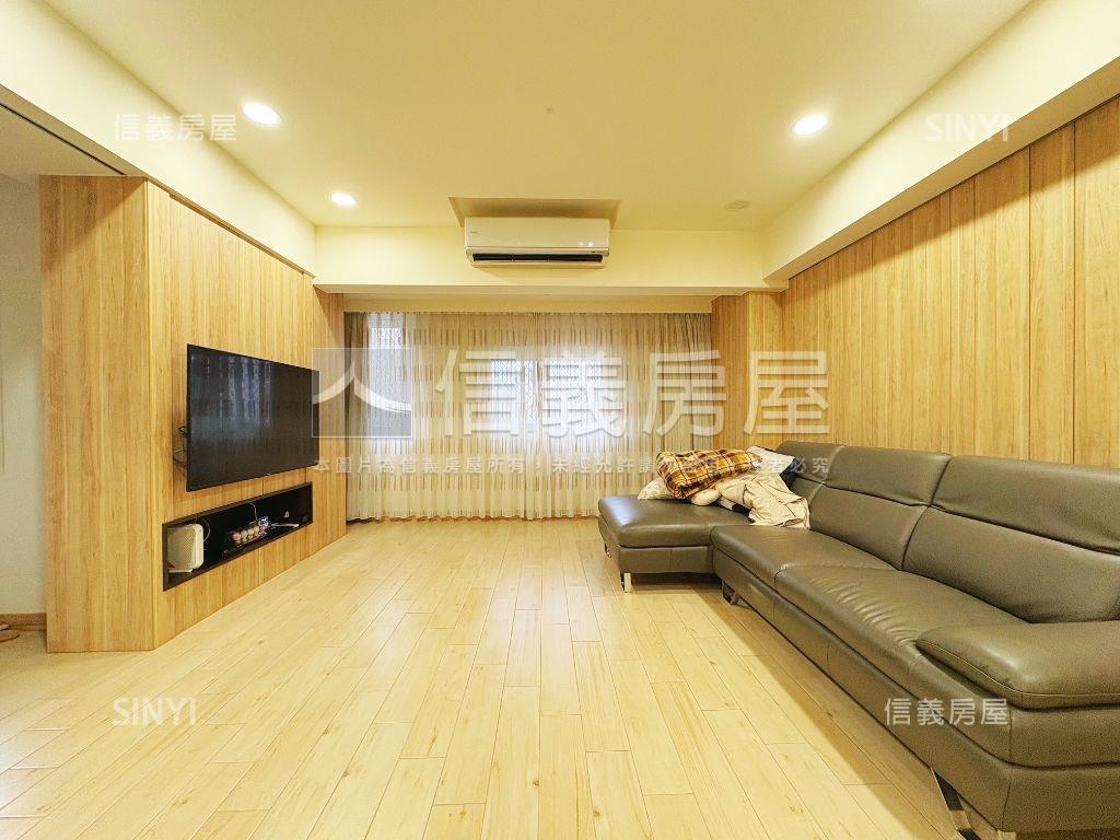 近美術館電梯美妝成家讚房屋室內格局與周邊環境