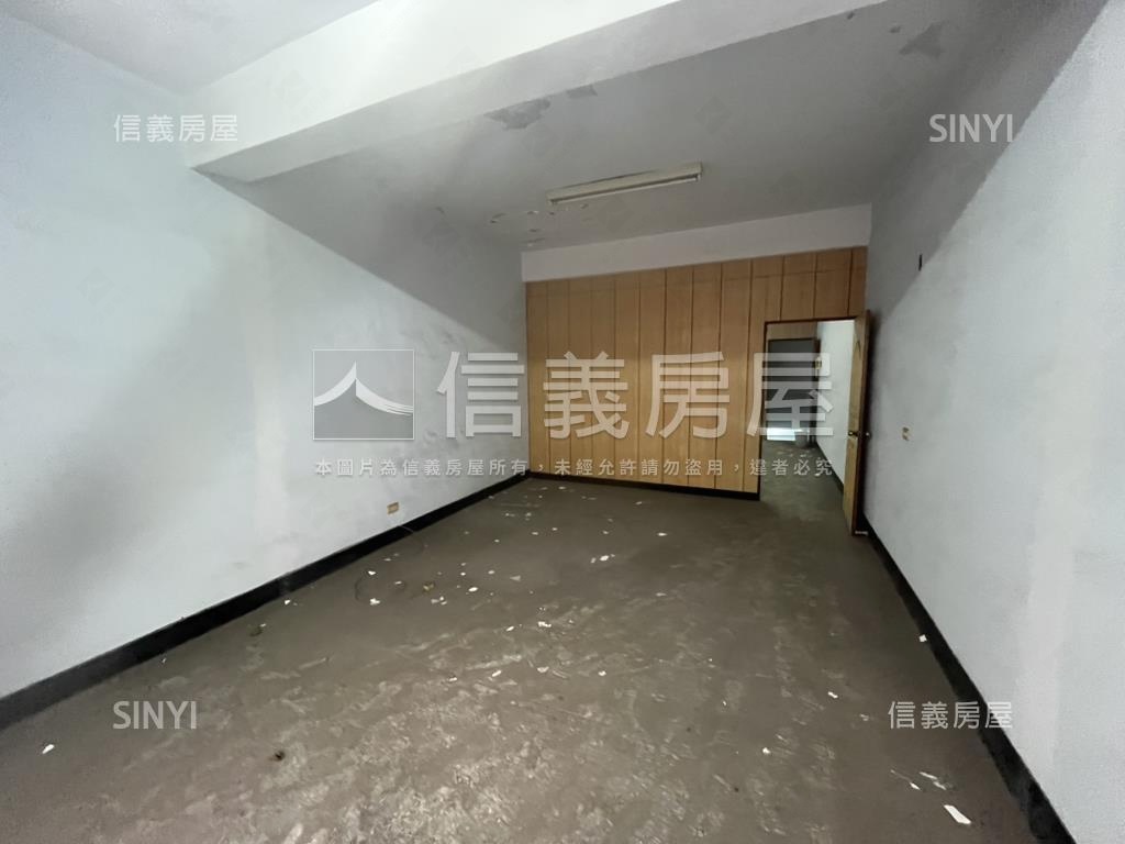 近高醫商圈龍江街正街透店房屋室內格局與周邊環境