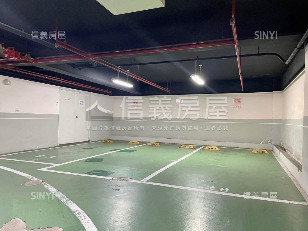 第五大道內科辦公興旺大戶房屋室內格局與周邊環境