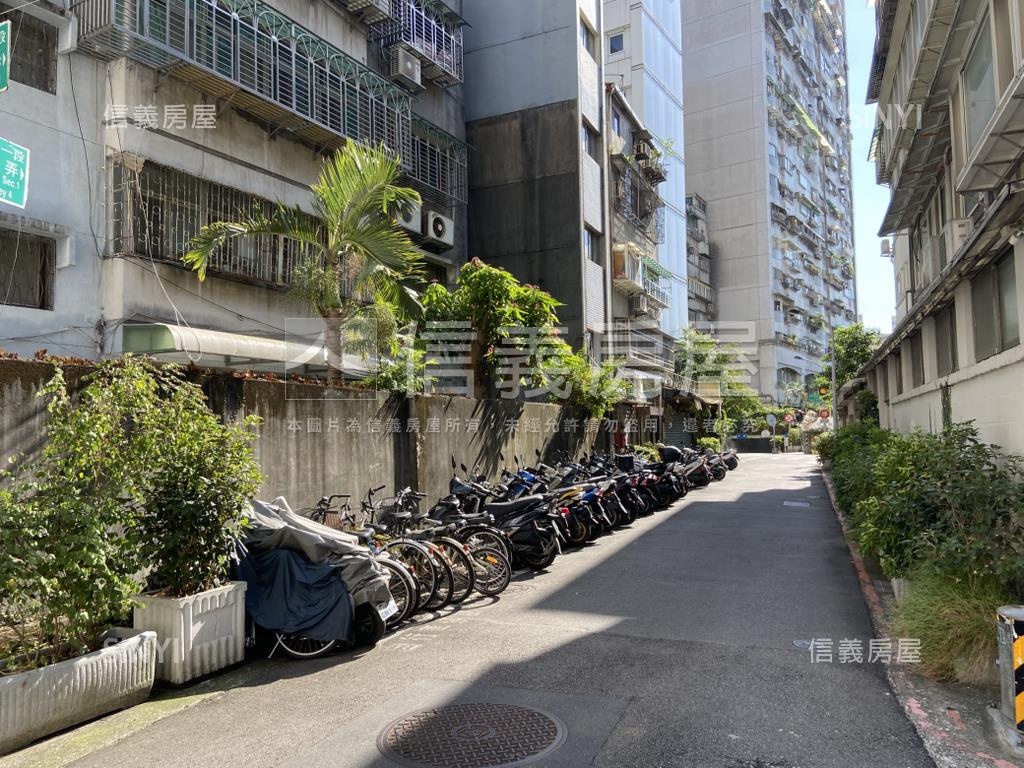中正國中四房大美邸房屋室內格局與周邊環境