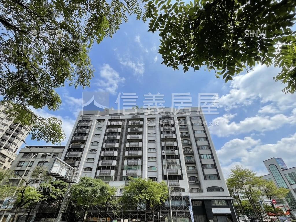 近捷運前後陽台樹景三房房屋室內格局與周邊環境