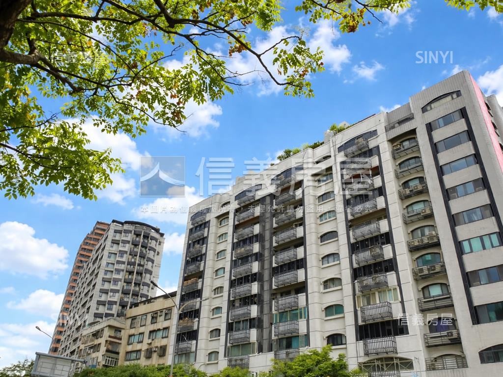 近捷運前後陽台樹景三房房屋室內格局與周邊環境