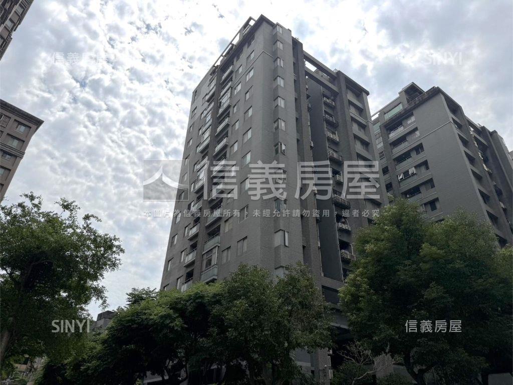 星雲巧洋電梯２＋１附平車房屋室內格局與周邊環境