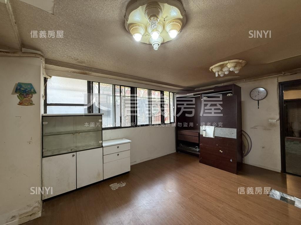 西門町稀有四房大戶房屋室內格局與周邊環境
