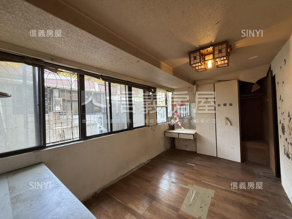 西門町稀有四房大戶房屋室內格局與周邊環境