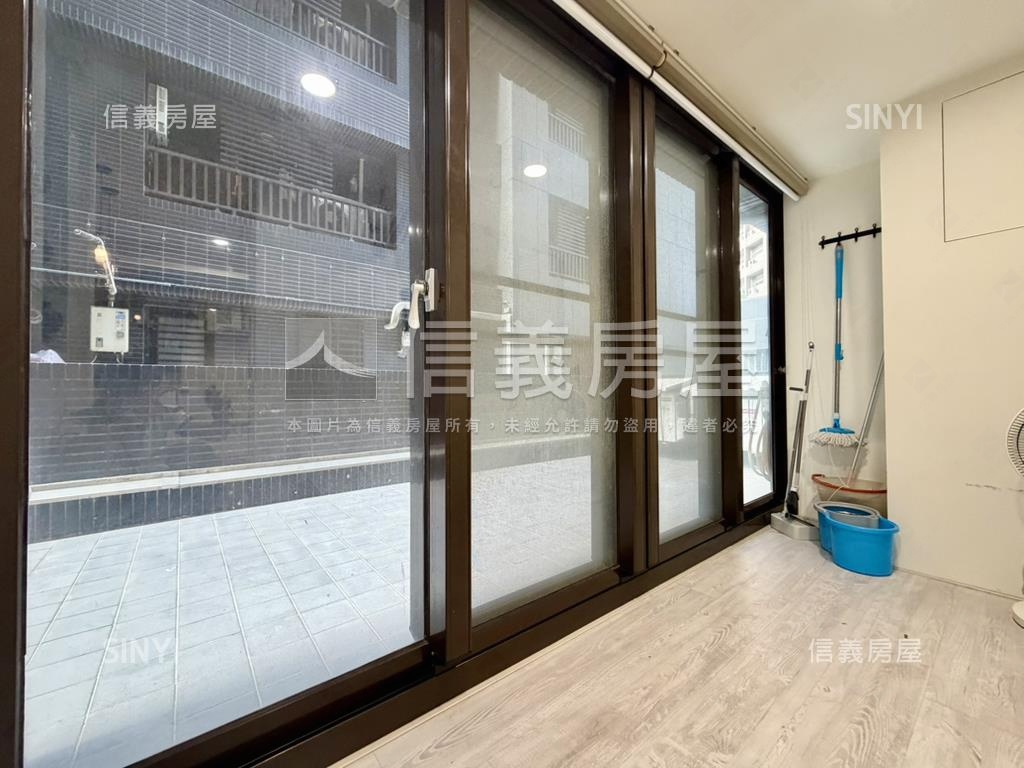 近成大美裝潢露臺兩房房屋室內格局與周邊環境