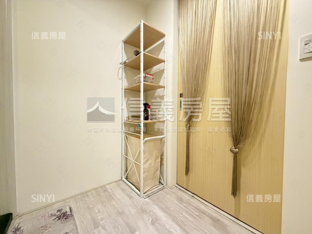 近成大美裝潢露臺兩房房屋室內格局與周邊環境