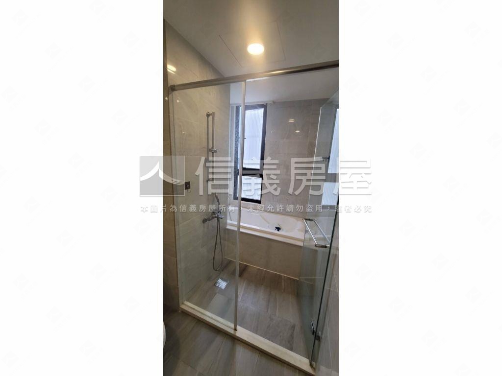 大櫻國面山三房平車行情售房屋室內格局與周邊環境