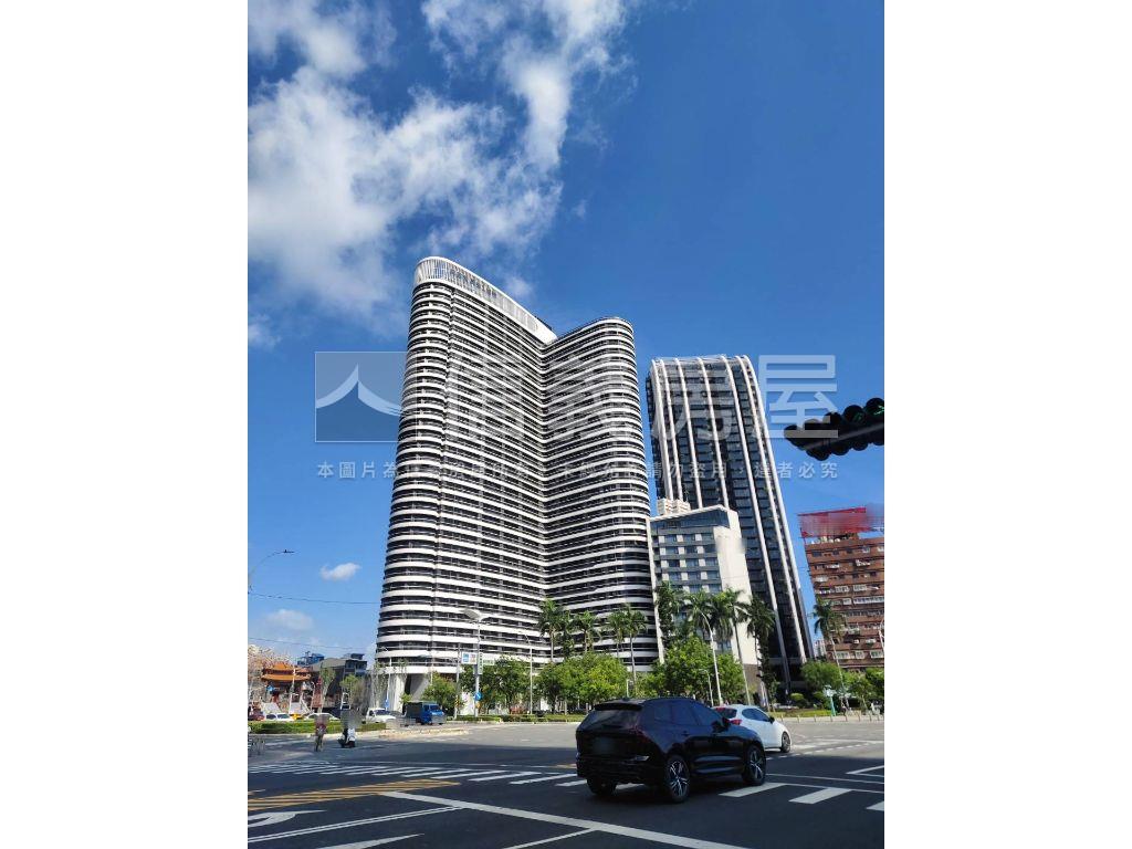 民生１號院美景３房平車房屋室內格局與周邊環境