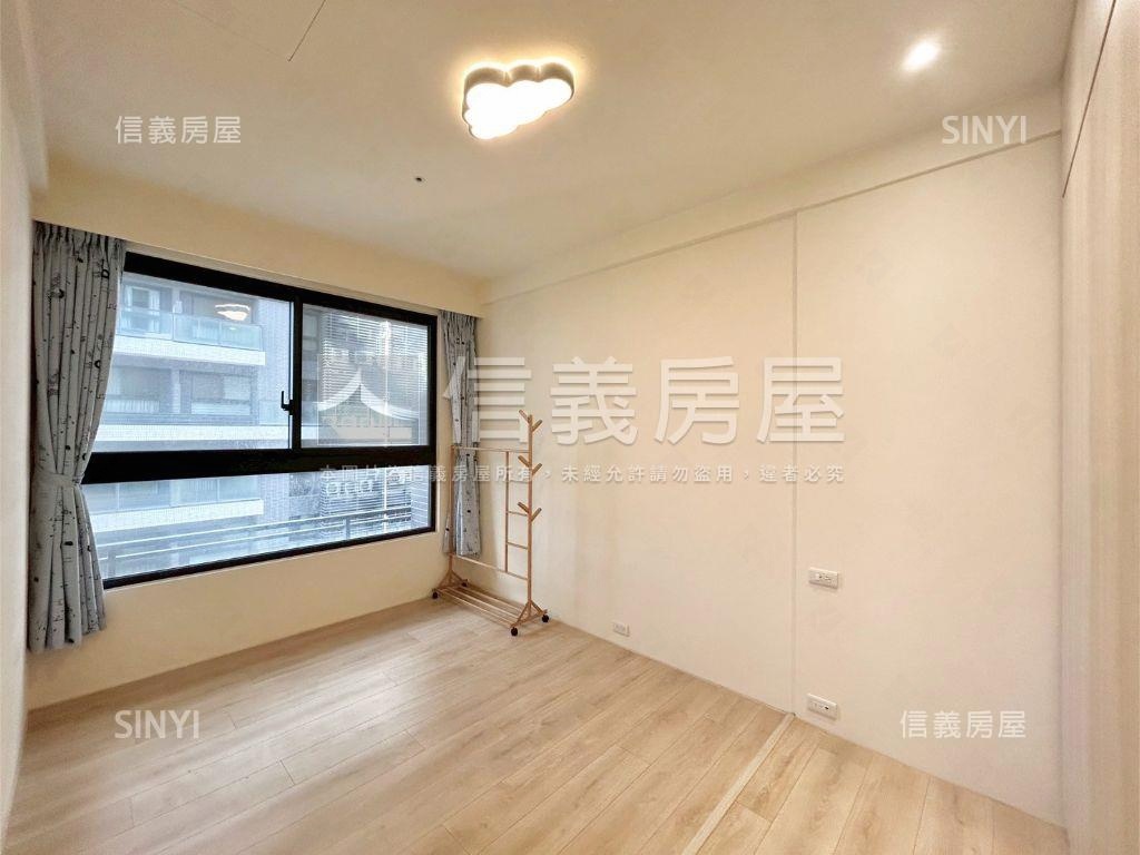 典雅日光宅富春居三房車位房屋室內格局與周邊環境