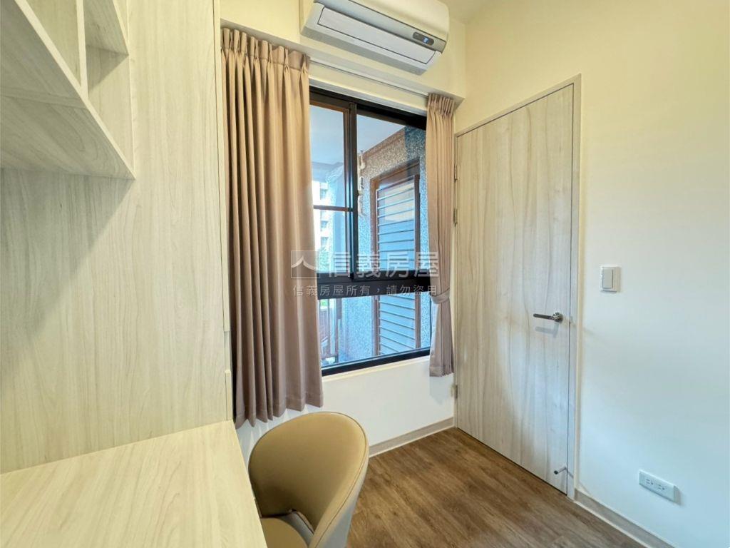 湯泉美景裝潢家電美宅房屋室內格局與周邊環境