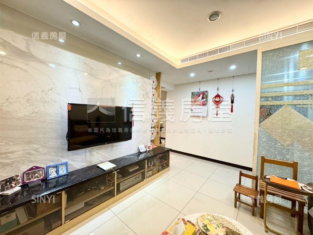 永安協和紀三房車位房屋室內格局與周邊環境