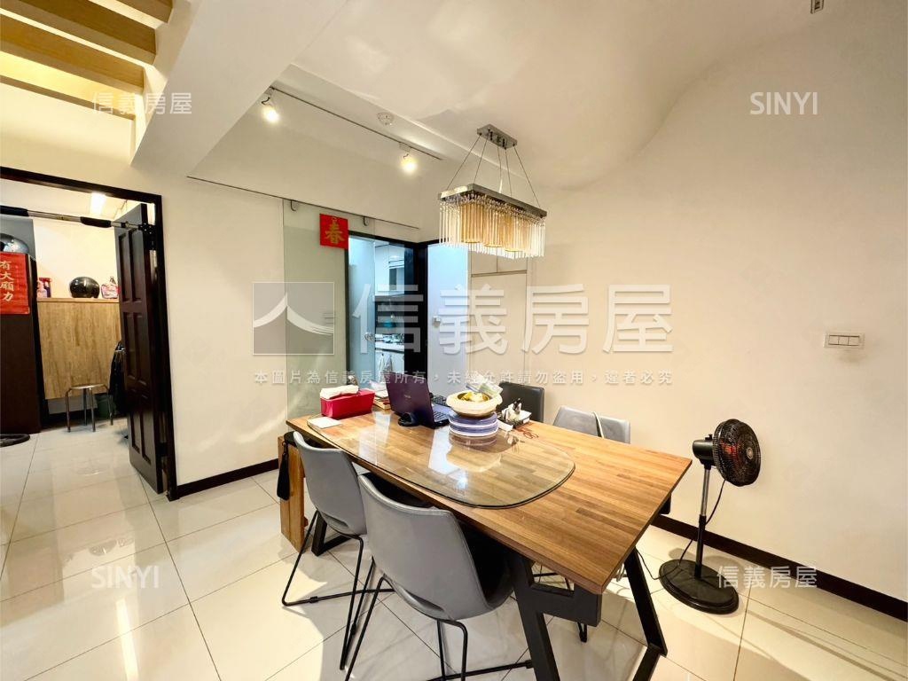 永安協和紀三房車位房屋室內格局與周邊環境