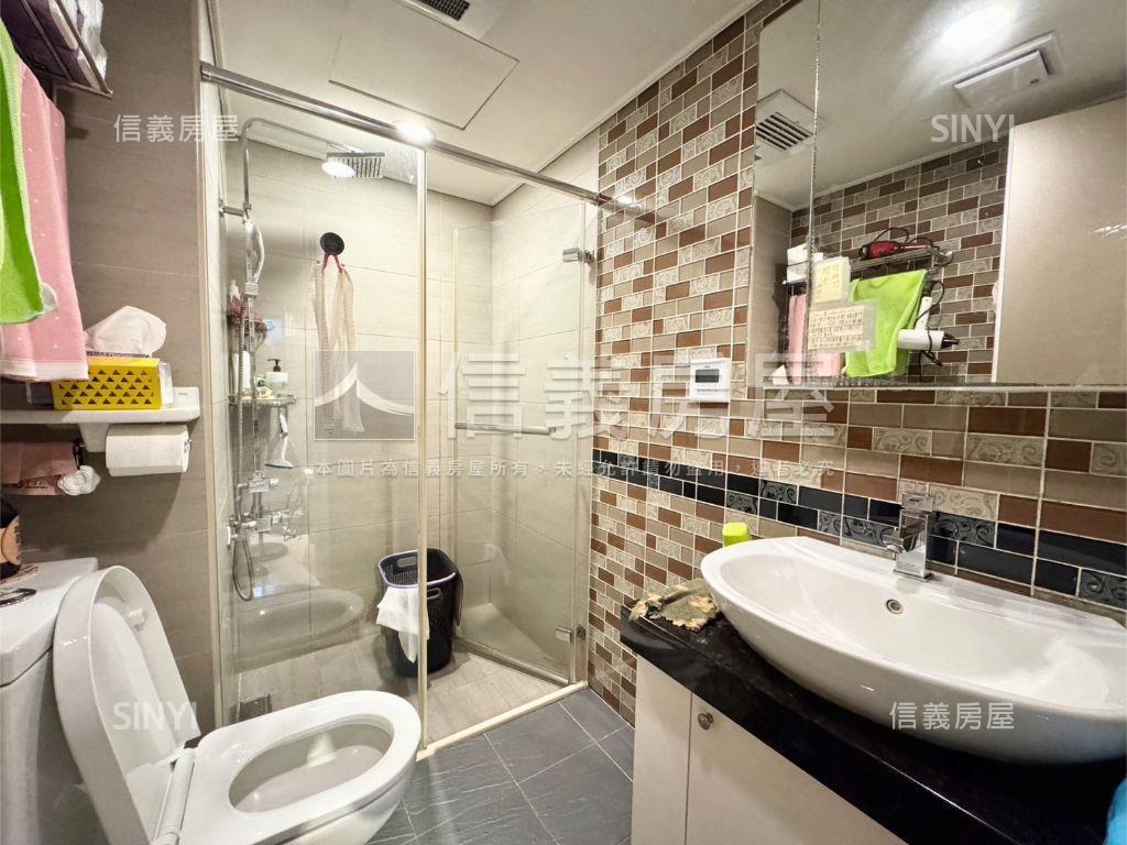 永安協和紀三房車位房屋室內格局與周邊環境