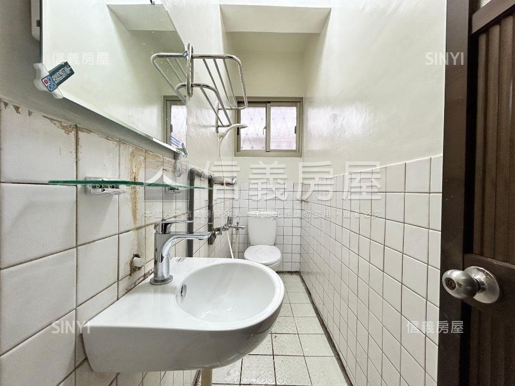 南區｜近國圖館臨路美透天房屋室內格局與周邊環境