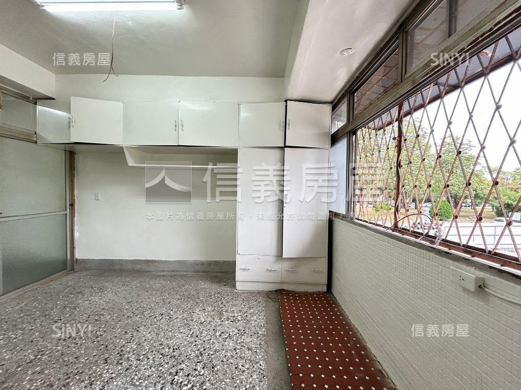 南區｜近國圖館臨路美透天房屋室內格局與周邊環境
