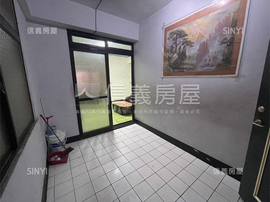專任國強街三房公寓房屋室內格局與周邊環境