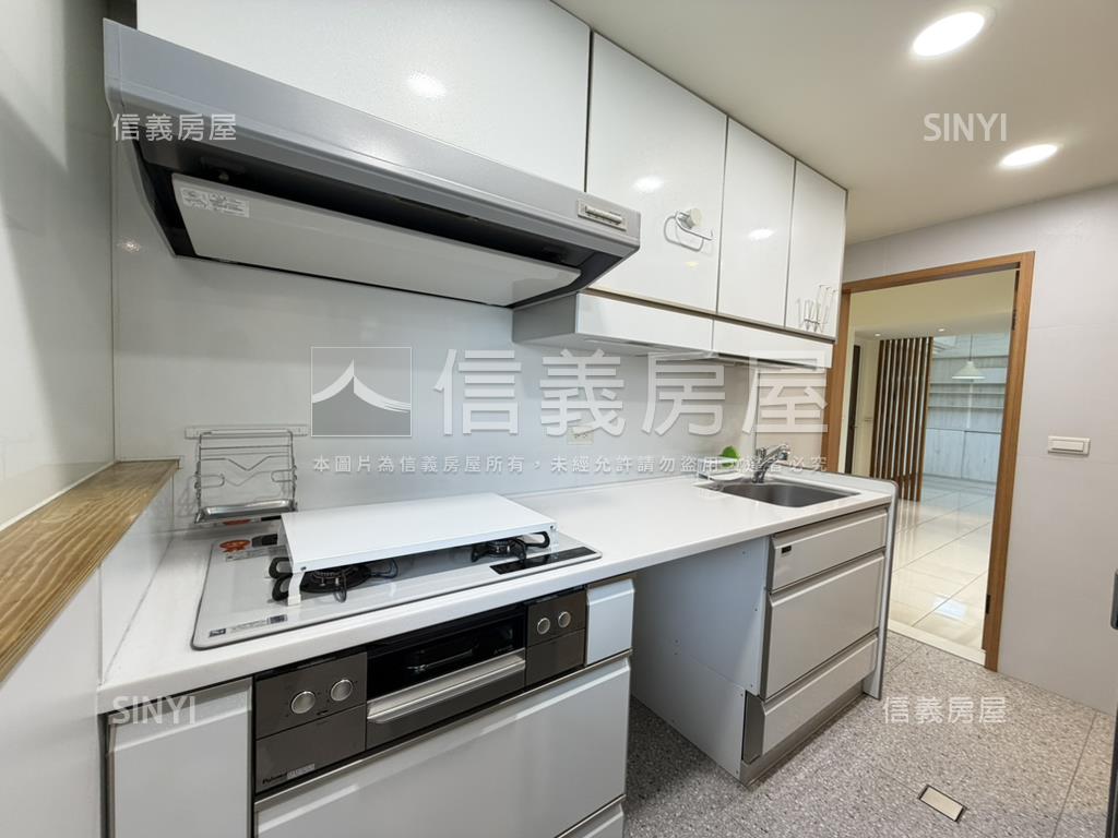 重慶北路‧稀有年輕美寓房屋室內格局與周邊環境