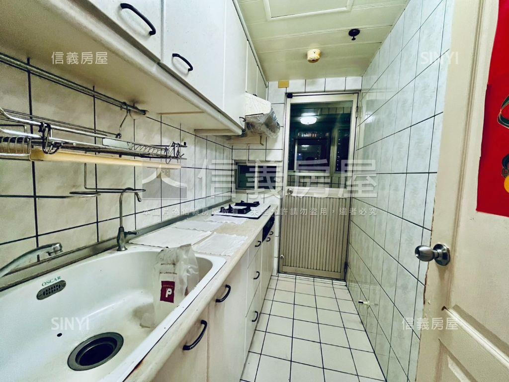 山水帝景美３房房屋室內格局與周邊環境