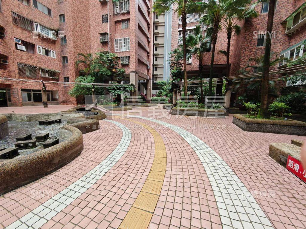 世紀風情寬敞美四房房屋室內格局與周邊環境