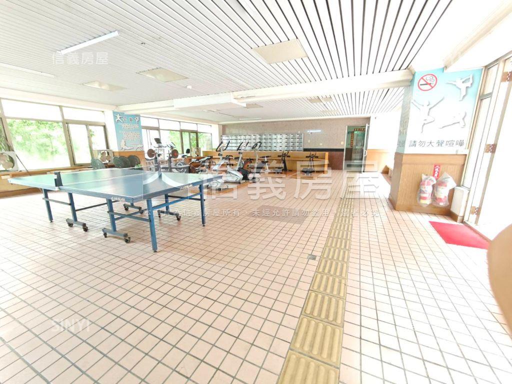 世紀風情寬敞美四房房屋室內格局與周邊環境