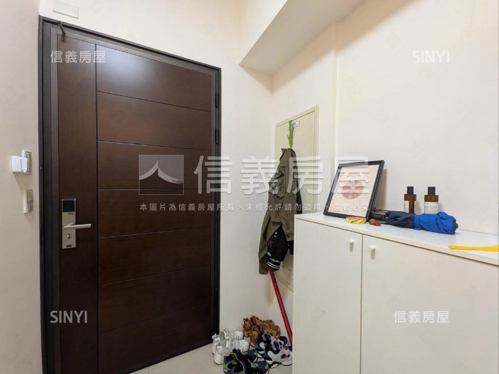 中國醫三年屋稀有２房２衛房屋室內格局與周邊環境