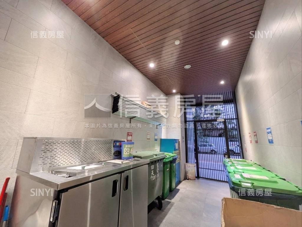 中國醫三年屋稀有２房２衛房屋室內格局與周邊環境