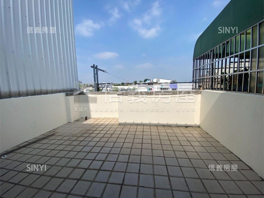 近內新國小優質透店房屋室內格局與周邊環境