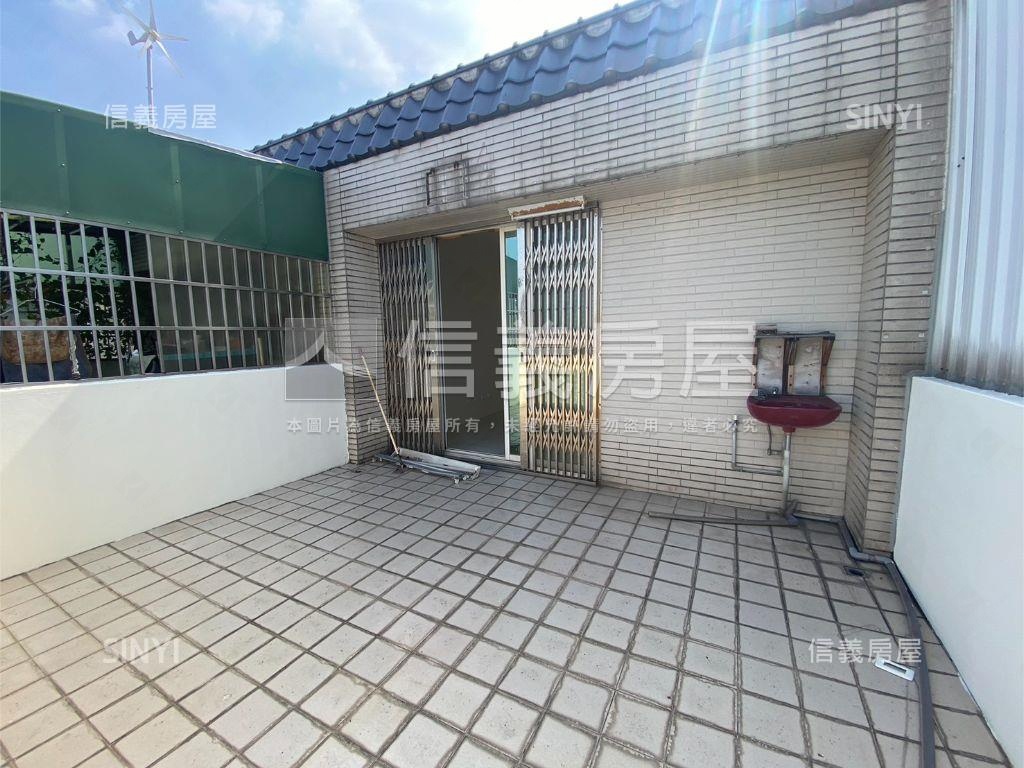 近內新國小優質透店房屋室內格局與周邊環境