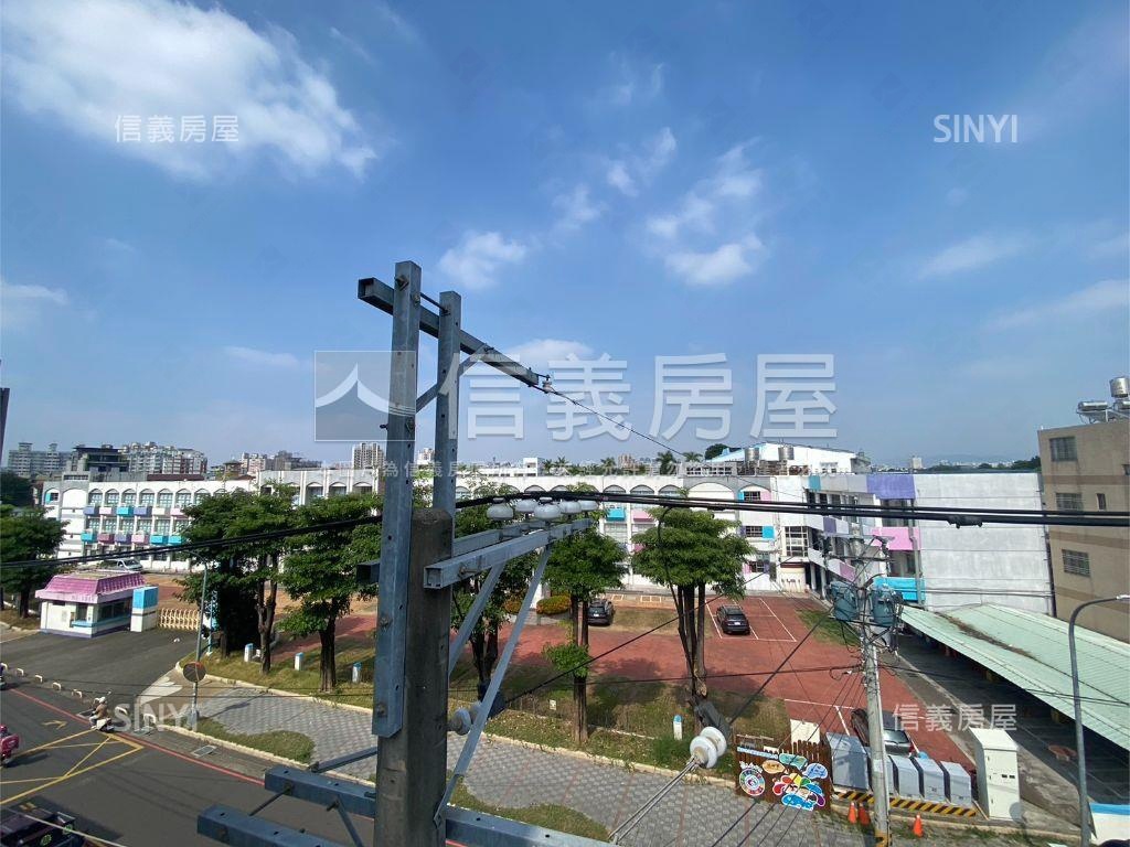 近內新國小優質透店房屋室內格局與周邊環境