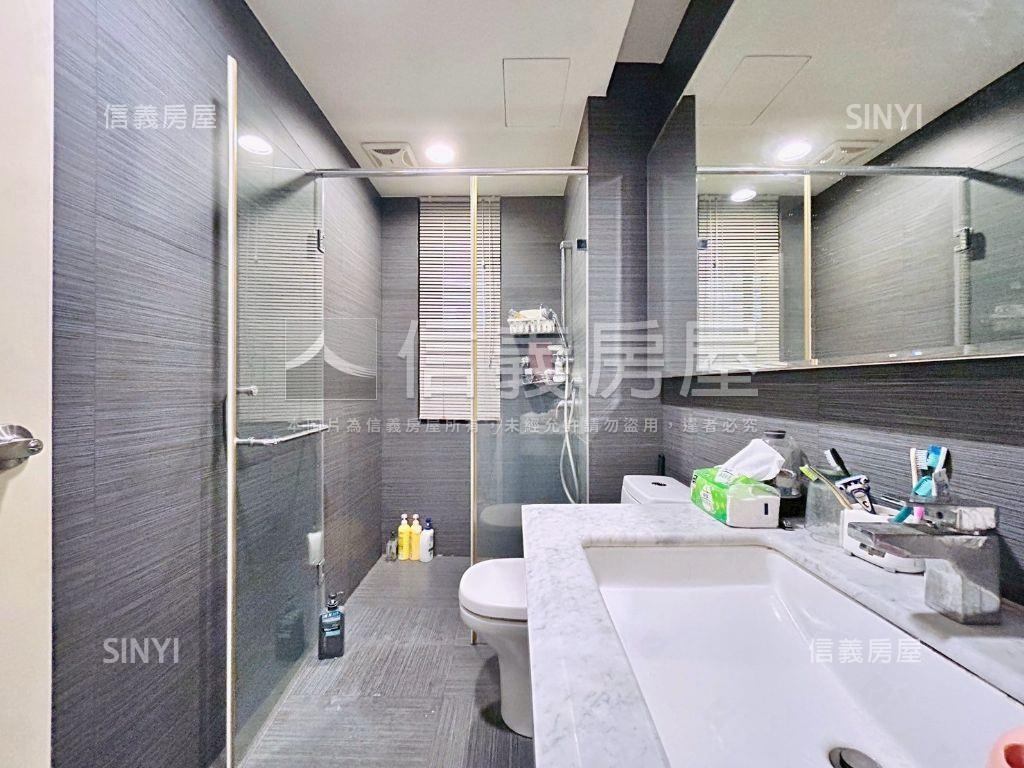 水硯哲園大三房Ｂ１平面車房屋室內格局與周邊環境