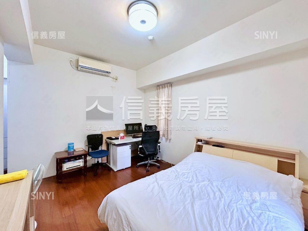 水硯哲園大三房Ｂ１平面車房屋室內格局與周邊環境