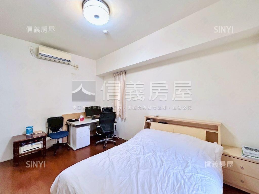 水硯哲園大三房Ｂ１平面車房屋室內格局與周邊環境