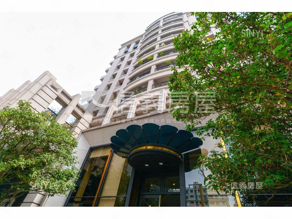 水硯哲園大三房Ｂ１平面車房屋室內格局與周邊環境