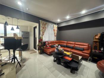 極麗捷運車位美屋