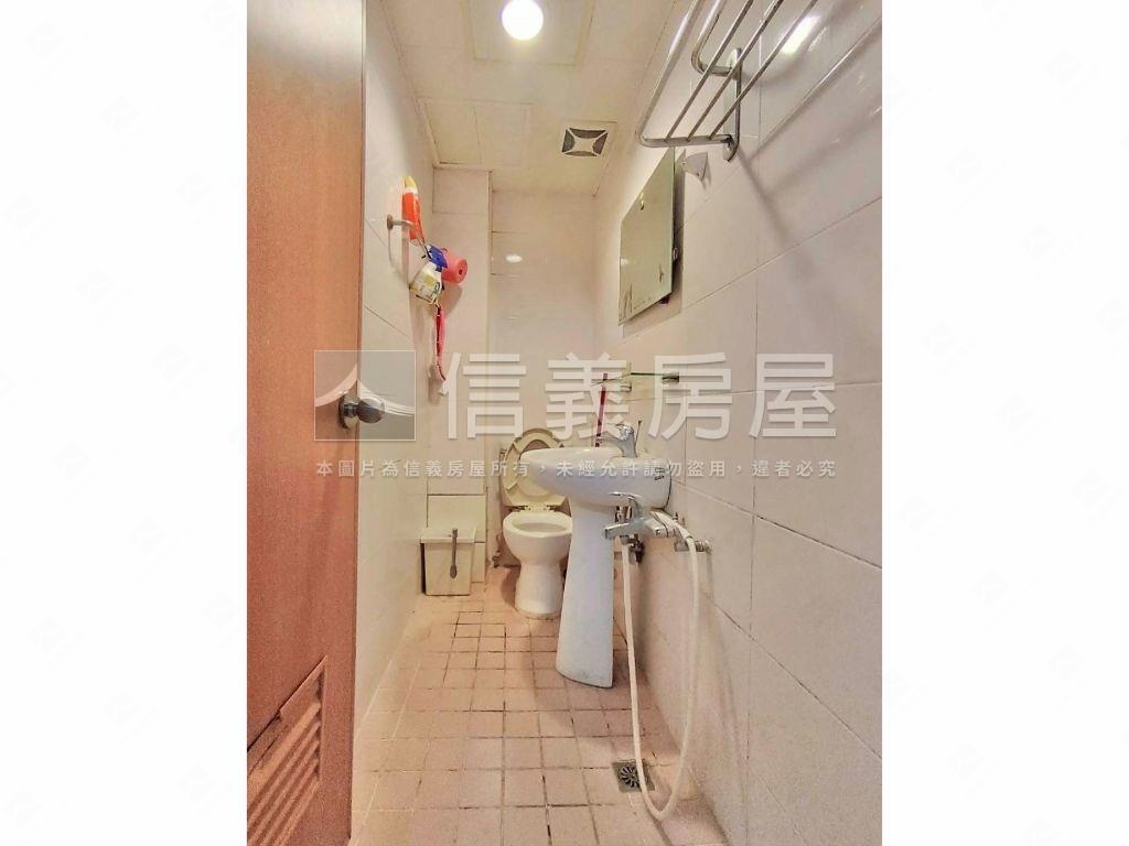 古亭三樓三房三面採光公寓房屋室內格局與周邊環境