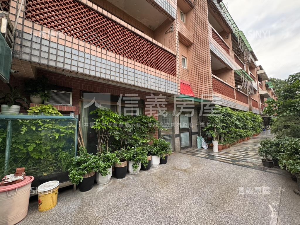 鬧中取靜大空間紅瓦厝房屋室內格局與周邊環境