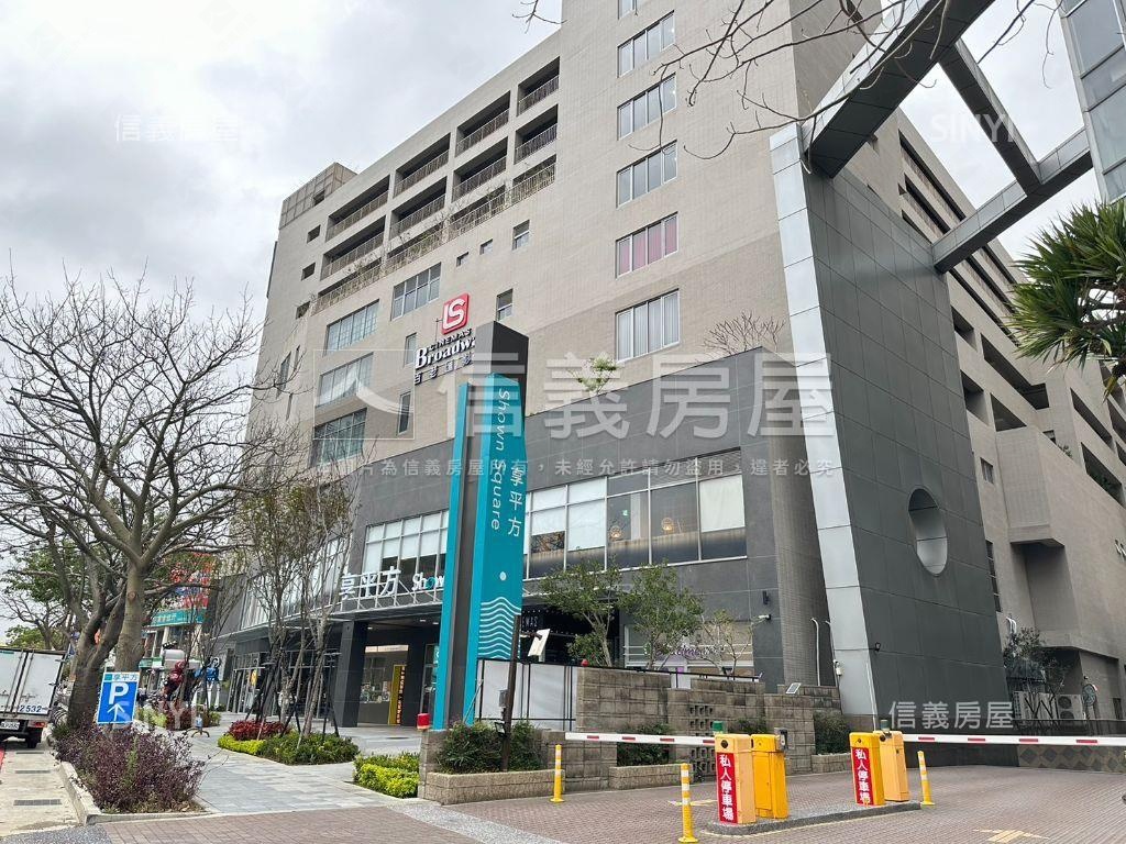 臻愛香榭黃金角間店面房屋室內格局與周邊環境