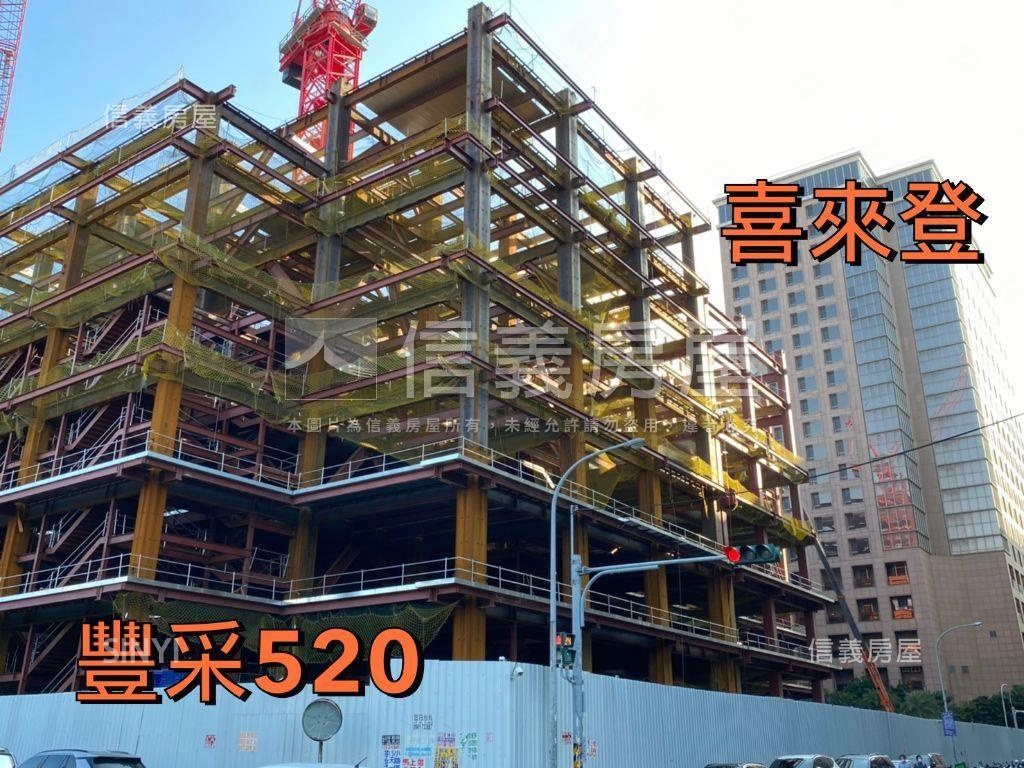 臻愛香榭黃金角間店面房屋室內格局與周邊環境