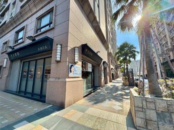 遠百生活圈黃金角間店面