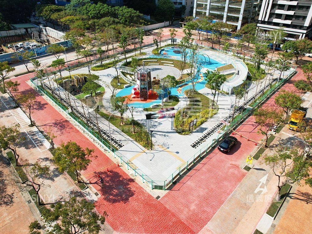 潤鴻日麗精緻大兩房坡平車房屋室內格局與周邊環境