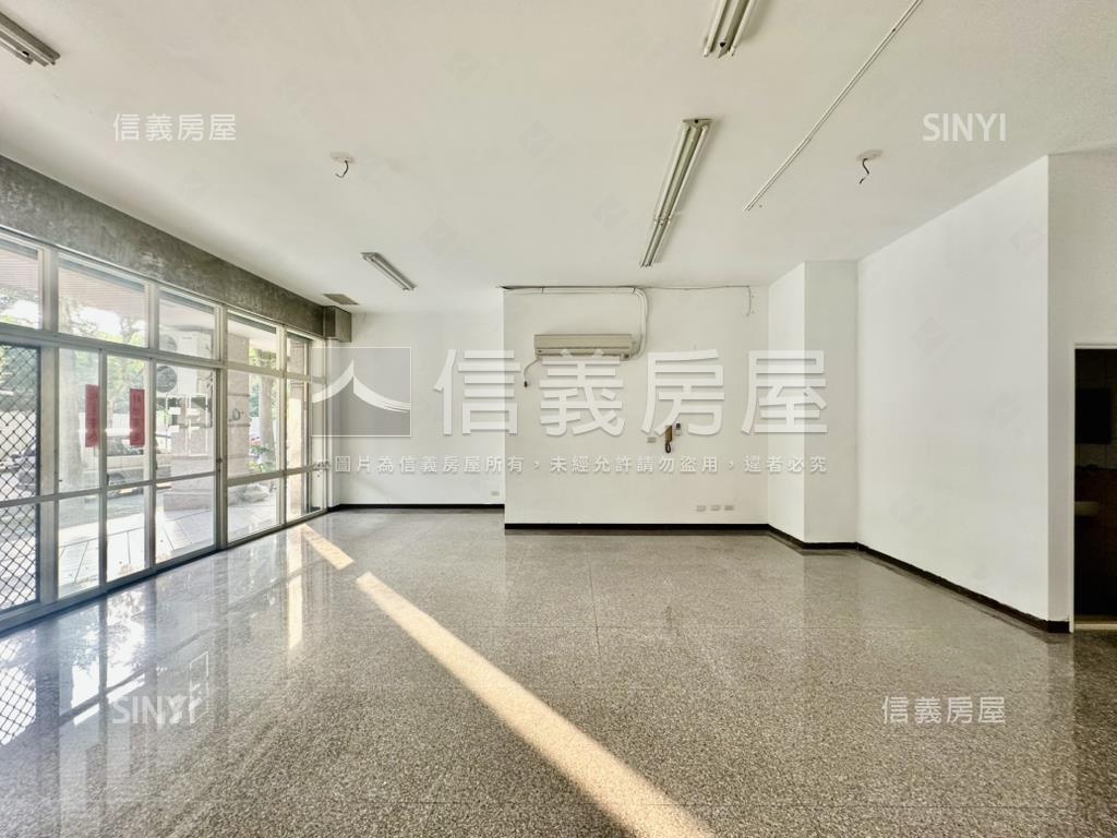 幸福台灣大面寬金店面房屋室內格局與周邊環境